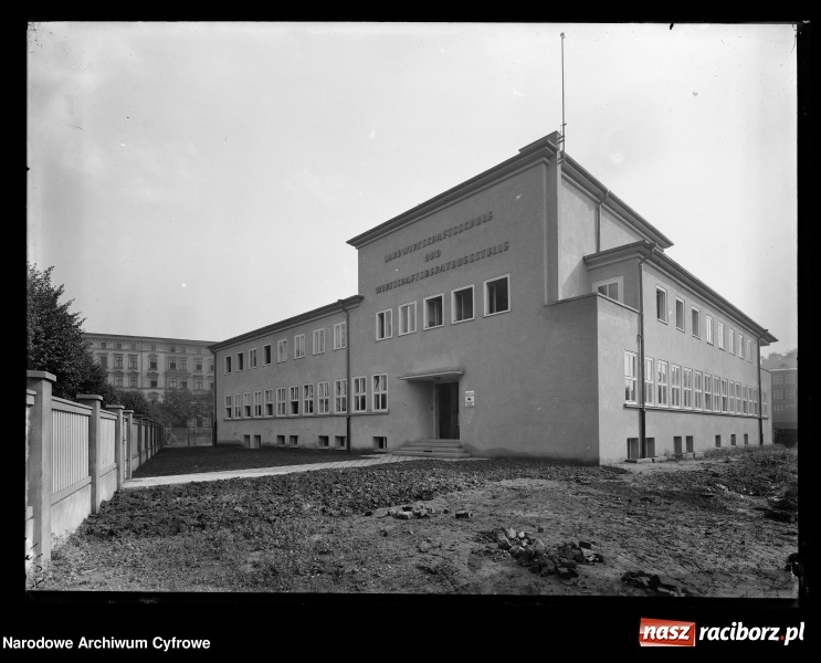 Zdjęcie w galerii na portalu naszraciborz.pl: To musisz zobaczyć! Kolekcja unikalnych starych raciborskich fotografii opublikowana przez Narodowe Archiwum Cyfrowe  wiadomości z regionu