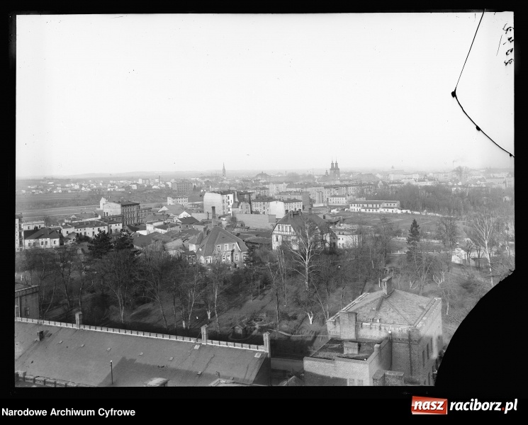 Zdjęcie w galerii na portalu naszraciborz.pl: To musisz zobaczyć! Kolekcja unikalnych starych raciborskich fotografii opublikowana przez Narodowe Archiwum Cyfrowe  wiadomości z regionu