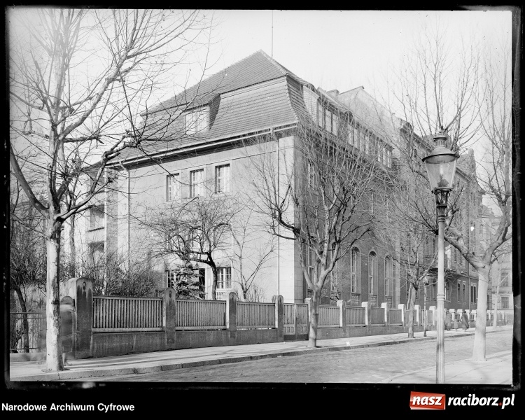 Zdjęcie w galerii na portalu naszraciborz.pl: To musisz zobaczyć! Kolekcja unikalnych starych raciborskich fotografii opublikowana przez Narodowe Archiwum Cyfrowe  wiadomości z regionu