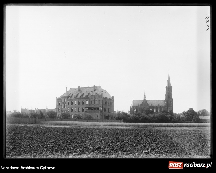 Zdjęcie w galerii na portalu naszraciborz.pl: To musisz zobaczyć! Kolekcja unikalnych starych raciborskich fotografii opublikowana przez Narodowe Archiwum Cyfrowe  wiadomości z regionu