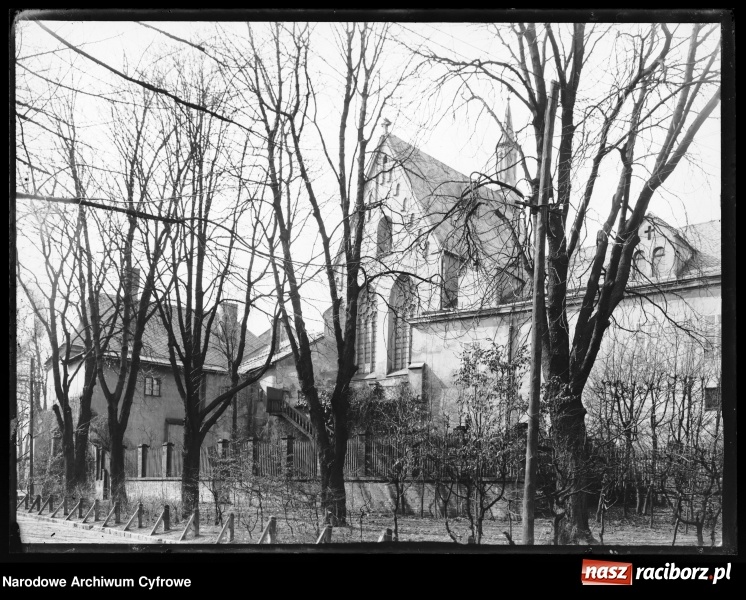 Zdjęcie w galerii na portalu naszraciborz.pl: To musisz zobaczyć! Kolekcja unikalnych starych raciborskich fotografii opublikowana przez Narodowe Archiwum Cyfrowe  wiadomości z regionu