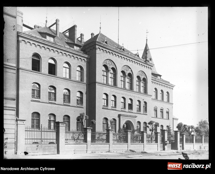 Zdjęcie w galerii na portalu naszraciborz.pl: To musisz zobaczyć! Kolekcja unikalnych starych raciborskich fotografii opublikowana przez Narodowe Archiwum Cyfrowe  wiadomości z regionu