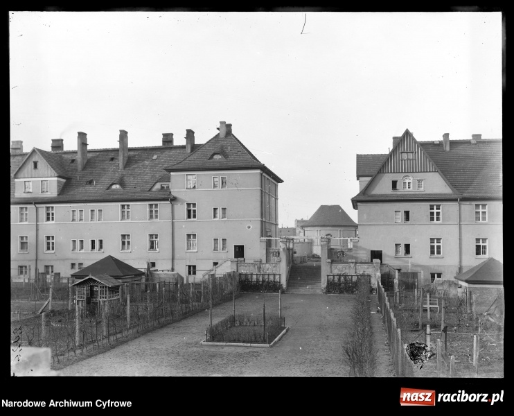Zdjęcie w galerii na portalu naszraciborz.pl: To musisz zobaczyć! Kolekcja unikalnych starych raciborskich fotografii opublikowana przez Narodowe Archiwum Cyfrowe  wiadomości z regionu