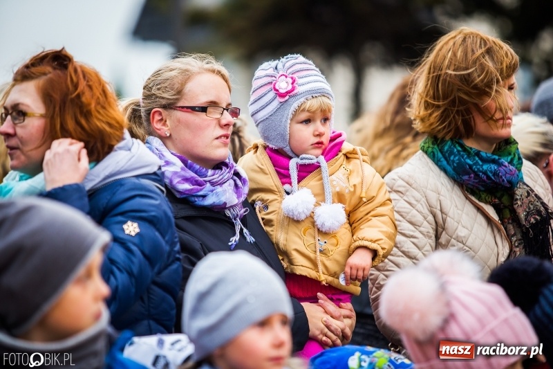 Zdjęcie w galerii na portalu naszraciborz.pl: Św. Marcin zawitał do Studziennej wiadomości z regionu