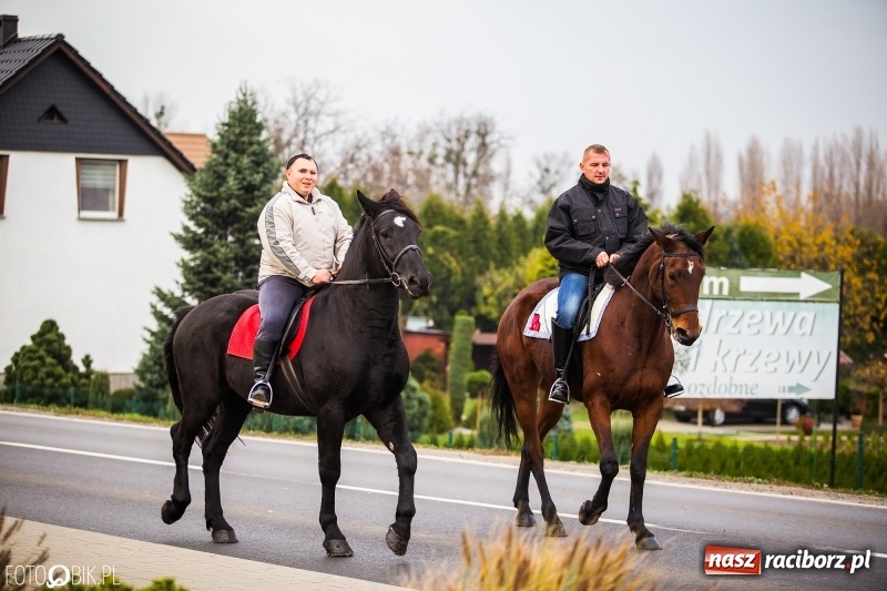 Zdjęcie w galerii na portalu naszraciborz.pl: Św. Marcin zawitał do Studziennej wiadomości z regionu