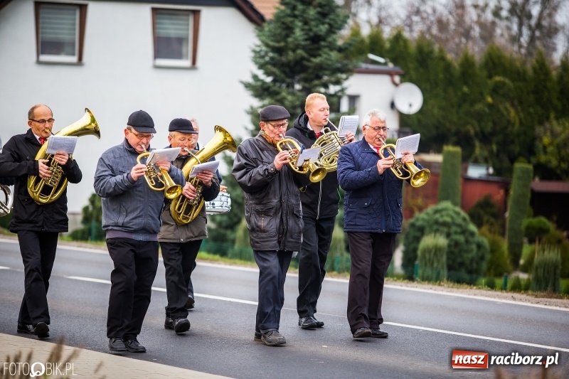 Zdjęcie w galerii na portalu naszraciborz.pl: Św. Marcin zawitał do Studziennej wiadomości z regionu