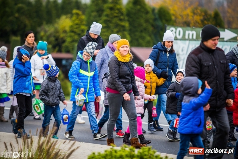 Zdjęcie w galerii na portalu naszraciborz.pl: Św. Marcin zawitał do Studziennej wiadomości z regionu