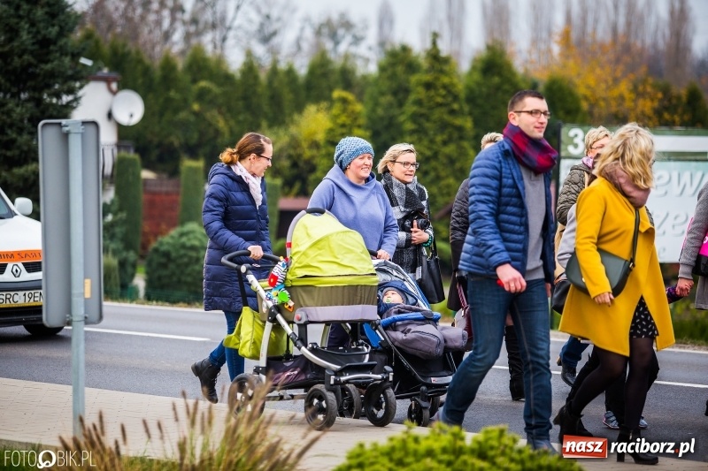 Zdjęcie w galerii na portalu naszraciborz.pl: Św. Marcin zawitał do Studziennej wiadomości z regionu