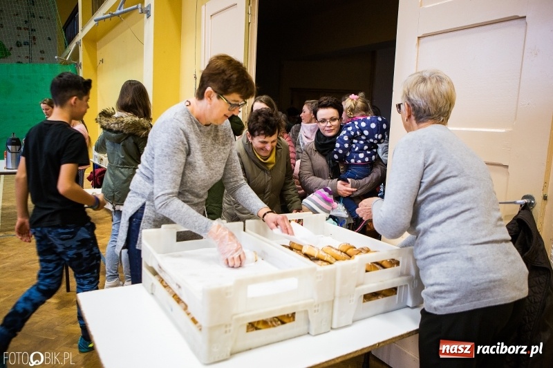 Zdjęcie w galerii na portalu naszraciborz.pl: Św. Marcin zawitał do Studziennej wiadomości z regionu