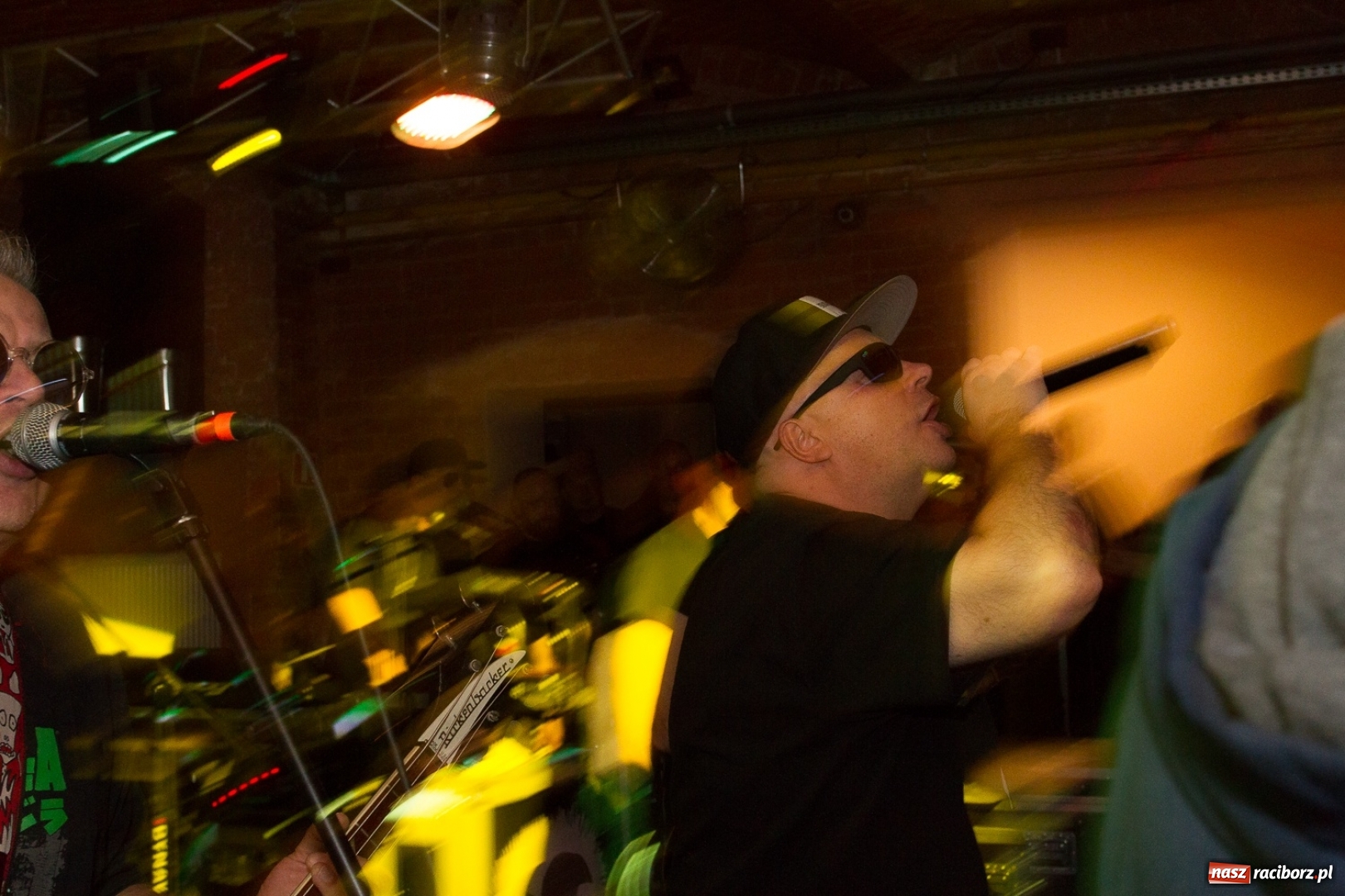 Zdjęcie w galerii na portalu naszraciborz.pl: BIG CYC zagrał w Raciborskiej Piwnicy wiadomości z regionu