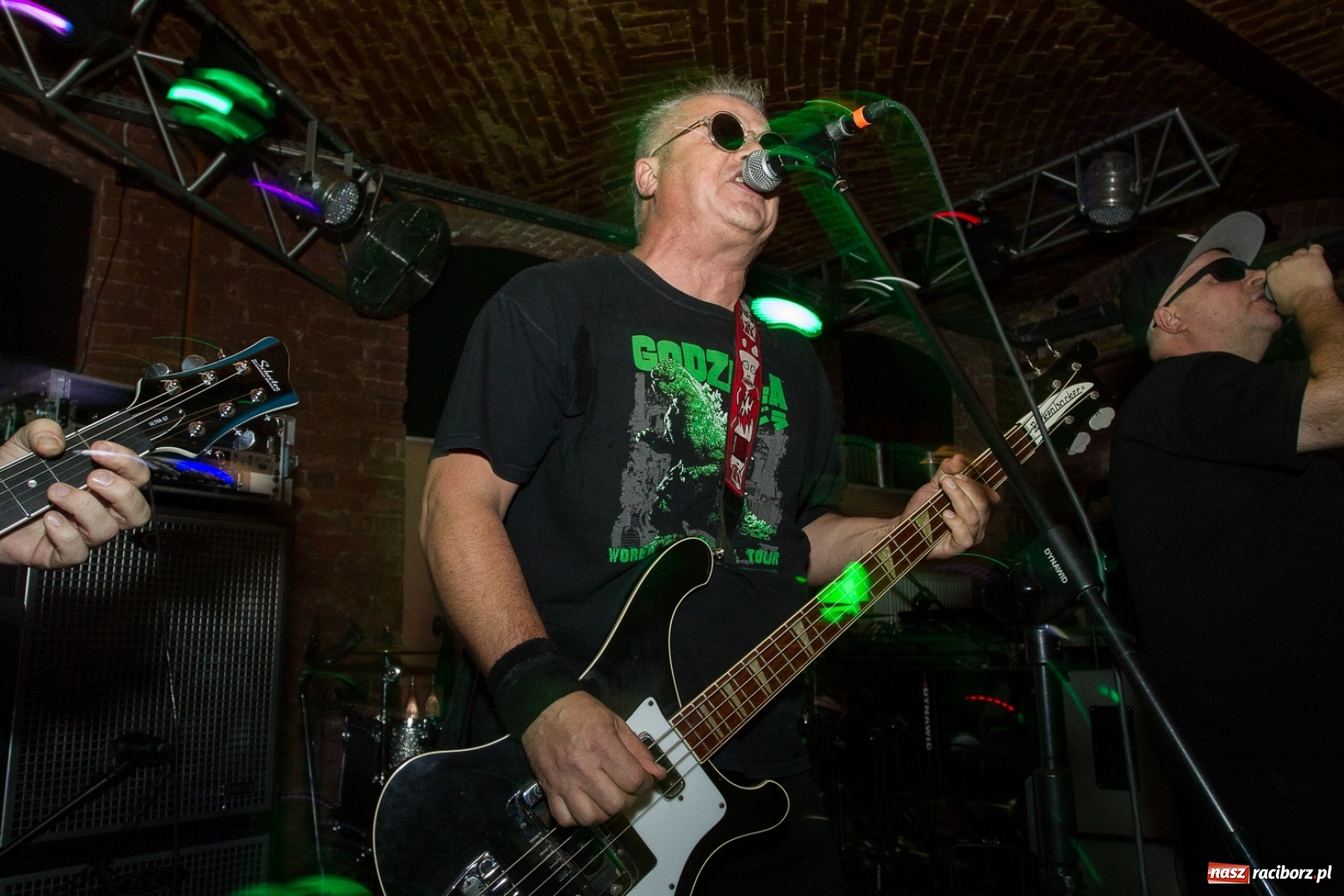 Zdjęcie w galerii na portalu naszraciborz.pl: BIG CYC zagrał w Raciborskiej Piwnicy wiadomości z regionu