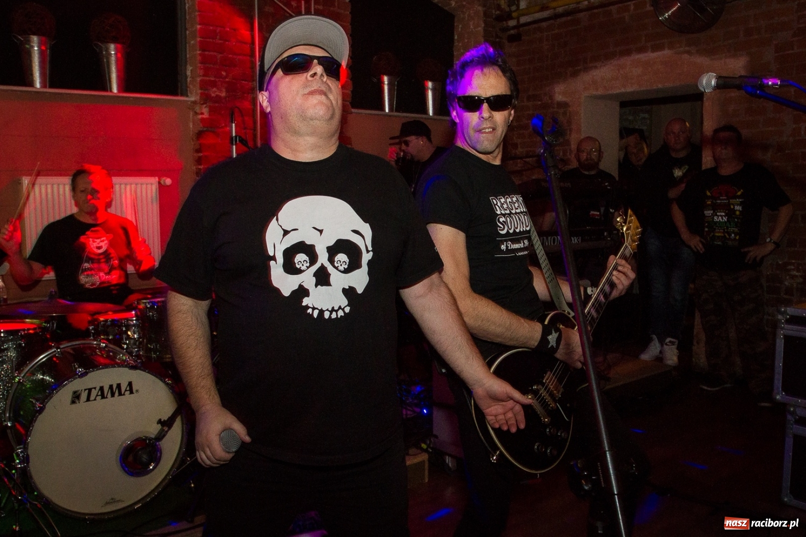 Zdjęcie w galerii na portalu naszraciborz.pl: BIG CYC zagrał w Raciborskiej Piwnicy wiadomości z regionu