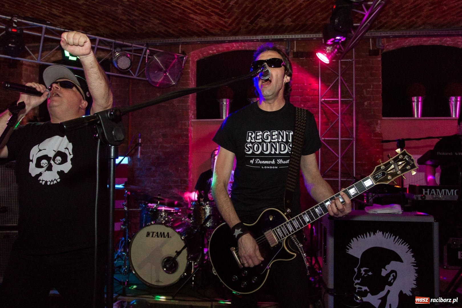 Zdjęcie w galerii na portalu naszraciborz.pl: BIG CYC zagrał w Raciborskiej Piwnicy wiadomości z regionu