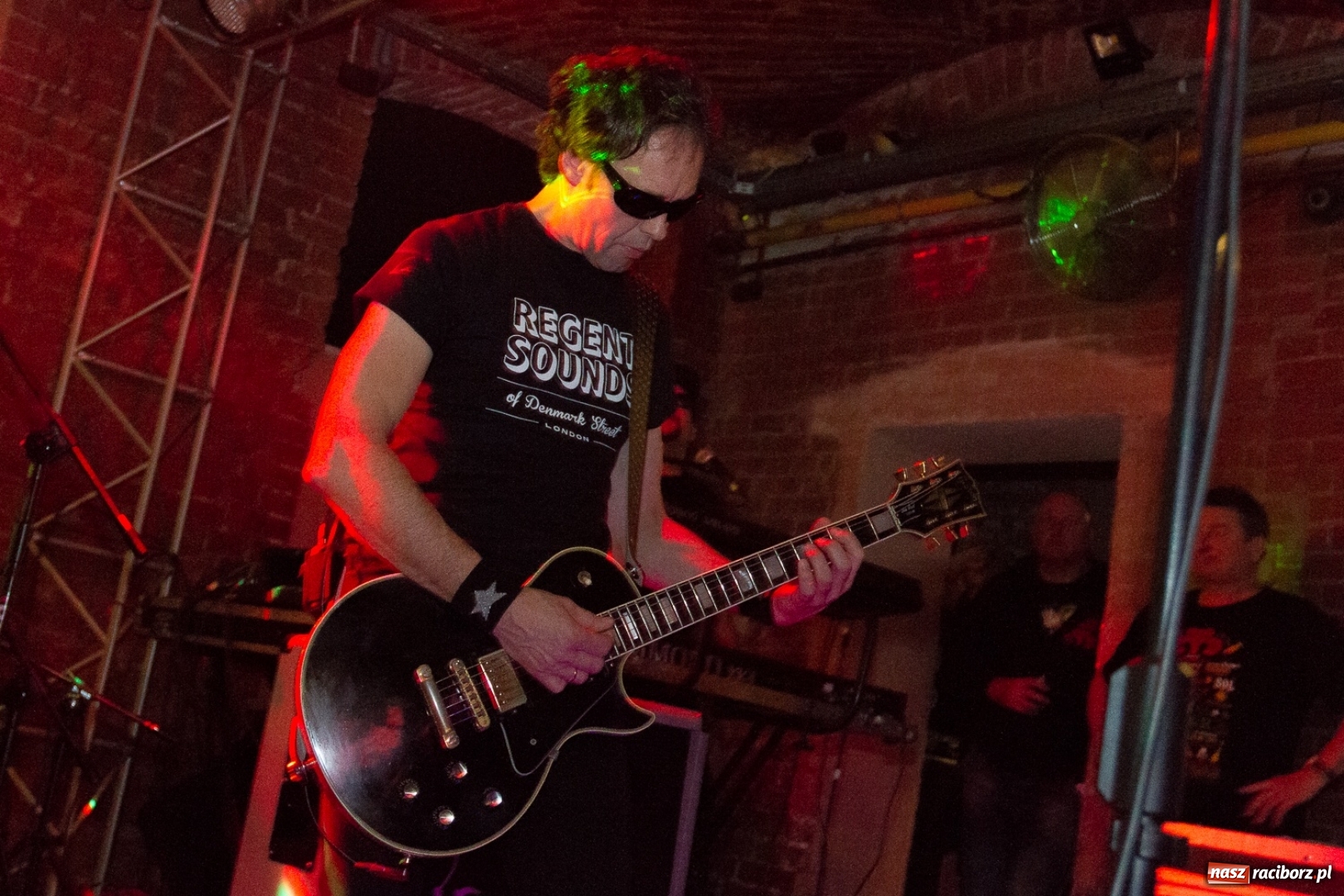 Zdjęcie w galerii na portalu naszraciborz.pl: BIG CYC zagrał w Raciborskiej Piwnicy wiadomości z regionu