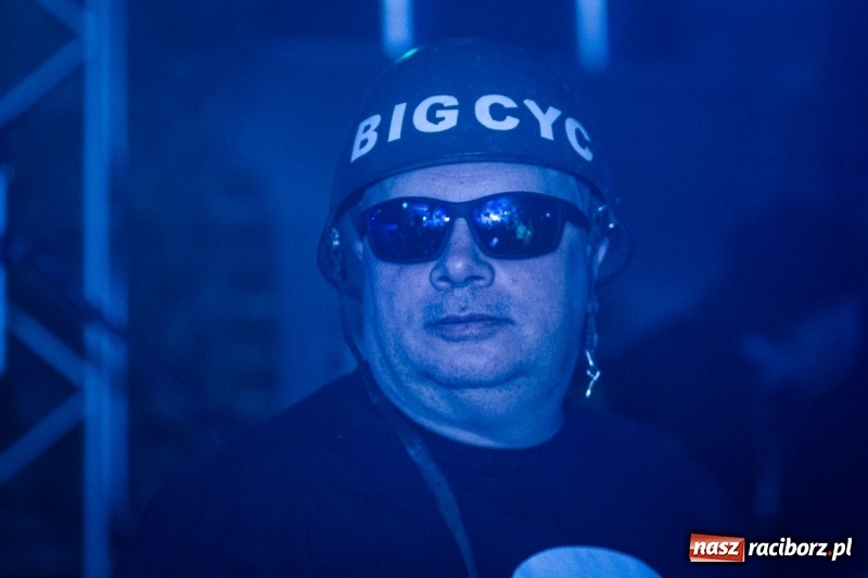 Zdjęcie w galerii na portalu naszraciborz.pl: BIG CYC zagrał w Raciborskiej Piwnicy wiadomości z regionu