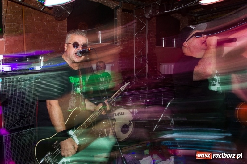Zdjęcie w galerii na portalu naszraciborz.pl: BIG CYC zagrał w Raciborskiej Piwnicy wiadomości z regionu