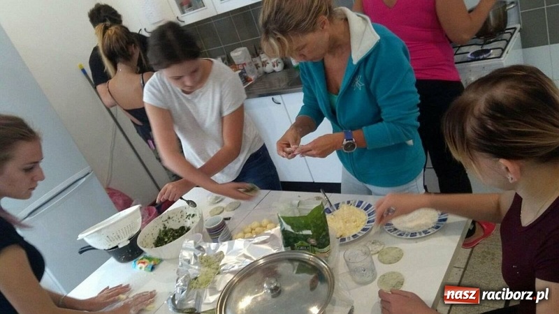 Zdjęcie w galerii na portalu naszraciborz.pl: Polskie aperitivo w Barcellonie Pozzo di Gotto na Sycylii  wiadomości z regionu