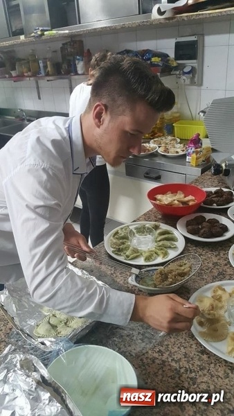 Zdjęcie w galerii na portalu naszraciborz.pl: Polskie aperitivo w Barcellonie Pozzo di Gotto na Sycylii  wiadomości z regionu