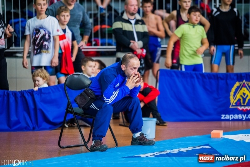 Zdjęcie w galerii na portalu naszraciborz.pl: W Arenie Rafako trwają Mistrzostwa Polski Młodzików w zapasach  wiadomości z regionu