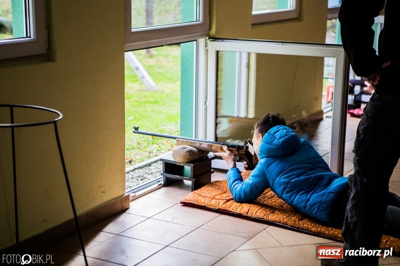 Zdjęcie w galerii na portalu naszraciborz.pl: 11 strzałów na 11 listopada - strzelecki turniej wiadomości z regionu