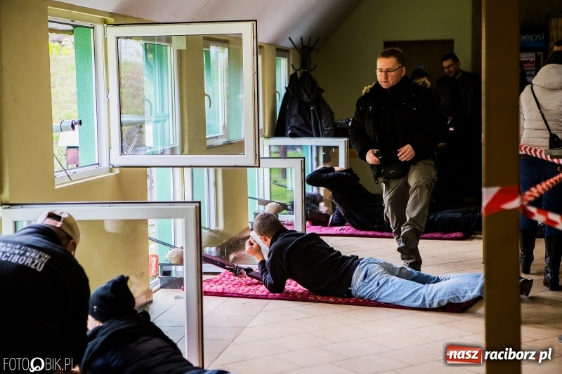 Zdjęcie w galerii na portalu naszraciborz.pl: 11 strzałów na 11 listopada - strzelecki turniej wiadomości z regionu