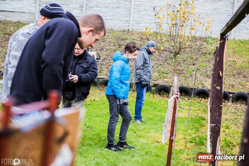 Zdjęcie w galerii na portalu naszraciborz.pl: 11 strzałów na 11 listopada - strzelecki turniej wiadomości z regionu