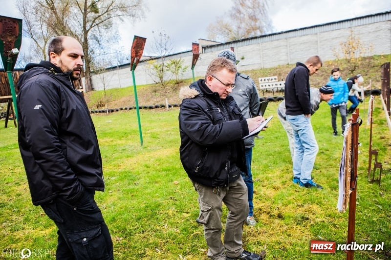 Zdjęcie w galerii na portalu naszraciborz.pl: 11 strzałów na 11 listopada - strzelecki turniej wiadomości z regionu