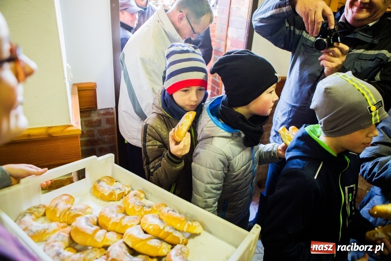 Zdjęcie w galerii na portalu naszraciborz.pl: Święty Marcin na koniu w Bieńkowicach wiadomości z regionu