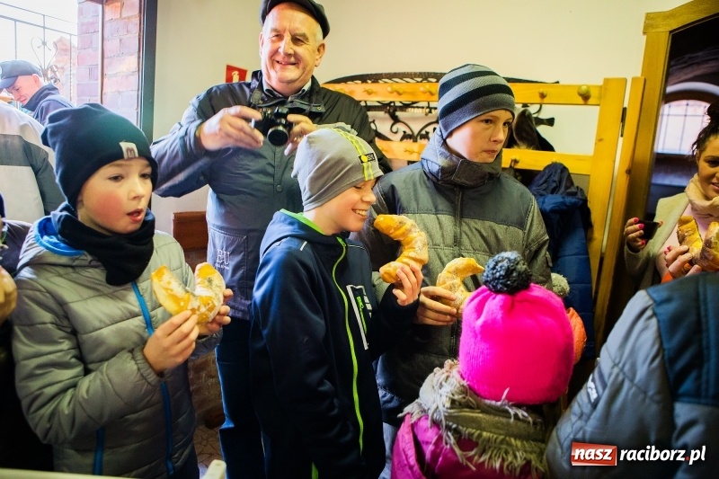 Zdjęcie w galerii na portalu naszraciborz.pl: Święty Marcin na koniu w Bieńkowicach wiadomości z regionu