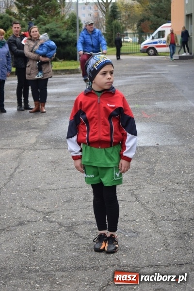 Zdjęcie w galerii na portalu naszraciborz.pl: Świąteczne bieganie w Kuźni, czyli Bieg Niepodległości wiadomości z regionu