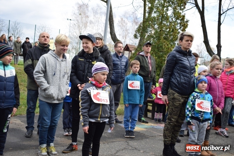 Zdjęcie w galerii na portalu naszraciborz.pl: Świąteczne bieganie w Kuźni, czyli Bieg Niepodległości wiadomości z regionu