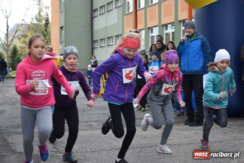 Zdjęcie w galerii na portalu naszraciborz.pl: Świąteczne bieganie w Kuźni, czyli Bieg Niepodległości wiadomości z regionu