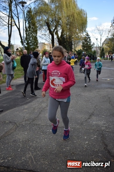 Zdjęcie w galerii na portalu naszraciborz.pl: Świąteczne bieganie w Kuźni, czyli Bieg Niepodległości wiadomości z regionu