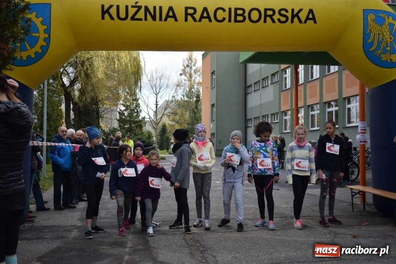 Zdjęcie w galerii na portalu naszraciborz.pl: Świąteczne bieganie w Kuźni, czyli Bieg Niepodległości wiadomości z regionu