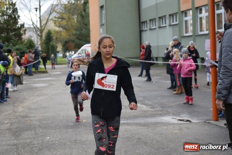 Zdjęcie w galerii na portalu naszraciborz.pl: Świąteczne bieganie w Kuźni, czyli Bieg Niepodległości wiadomości z regionu