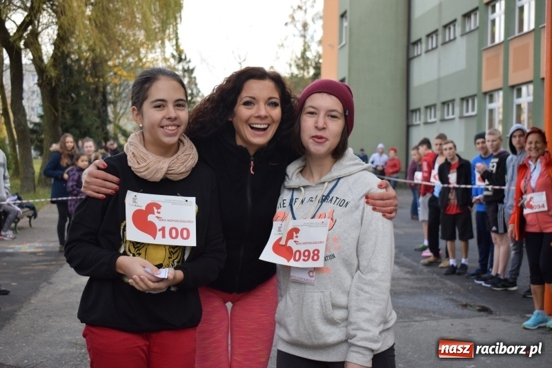 Zdjęcie w galerii na portalu naszraciborz.pl: Świąteczne bieganie w Kuźni, czyli Bieg Niepodległości wiadomości z regionu