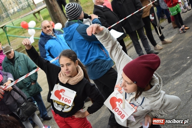 Zdjęcie w galerii na portalu naszraciborz.pl: Świąteczne bieganie w Kuźni, czyli Bieg Niepodległości wiadomości z regionu