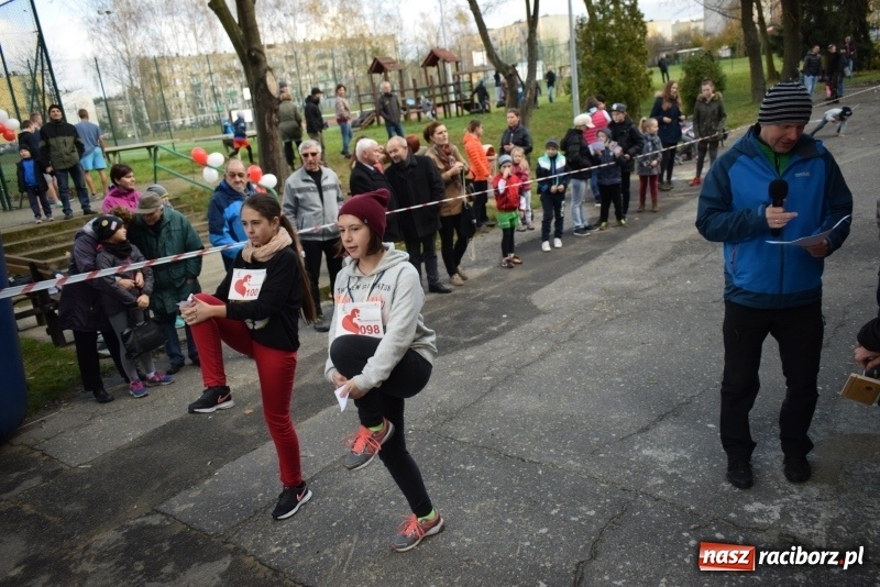 Zdjęcie w galerii na portalu naszraciborz.pl: Świąteczne bieganie w Kuźni, czyli Bieg Niepodległości wiadomości z regionu