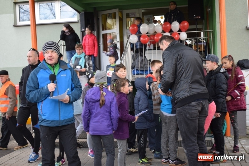 Zdjęcie w galerii na portalu naszraciborz.pl: Świąteczne bieganie w Kuźni, czyli Bieg Niepodległości wiadomości z regionu