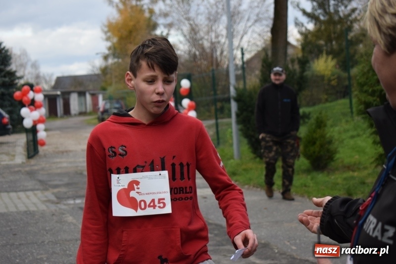 Zdjęcie w galerii na portalu naszraciborz.pl: Świąteczne bieganie w Kuźni, czyli Bieg Niepodległości wiadomości z regionu