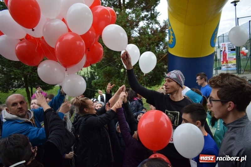 Zdjęcie w galerii na portalu naszraciborz.pl: Świąteczne bieganie w Kuźni, czyli Bieg Niepodległości wiadomości z regionu