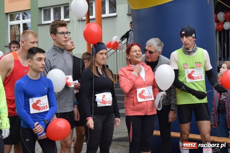 Zdjęcie w galerii na portalu naszraciborz.pl: Świąteczne bieganie w Kuźni, czyli Bieg Niepodległości wiadomości z regionu