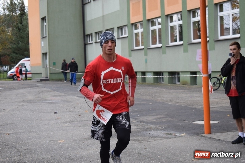Zdjęcie w galerii na portalu naszraciborz.pl: Świąteczne bieganie w Kuźni, czyli Bieg Niepodległości wiadomości z regionu