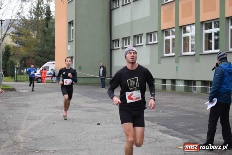 Zdjęcie w galerii na portalu naszraciborz.pl: Świąteczne bieganie w Kuźni, czyli Bieg Niepodległości wiadomości z regionu