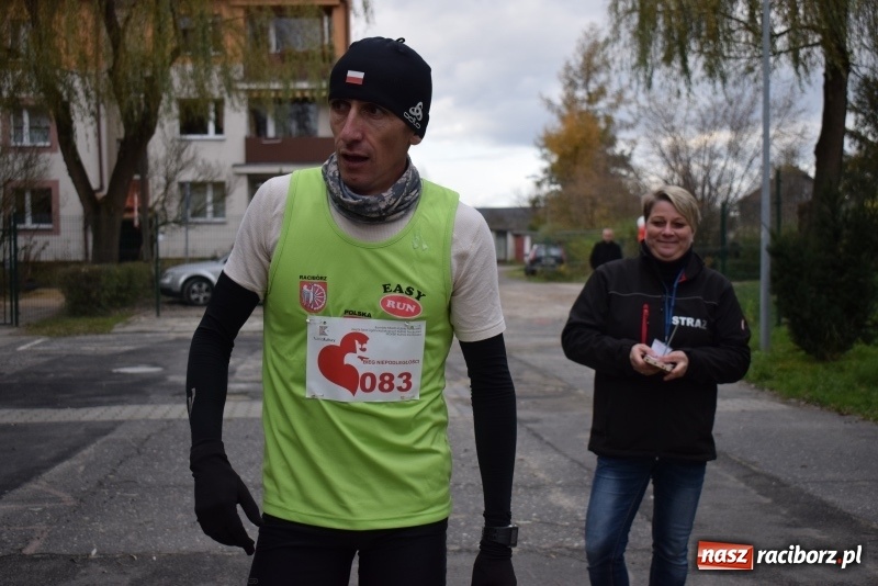 Zdjęcie w galerii na portalu naszraciborz.pl: Świąteczne bieganie w Kuźni, czyli Bieg Niepodległości wiadomości z regionu