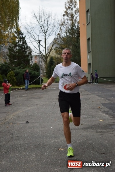 Zdjęcie w galerii na portalu naszraciborz.pl: Świąteczne bieganie w Kuźni, czyli Bieg Niepodległości wiadomości z regionu