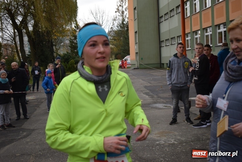 Zdjęcie w galerii na portalu naszraciborz.pl: Świąteczne bieganie w Kuźni, czyli Bieg Niepodległości wiadomości z regionu