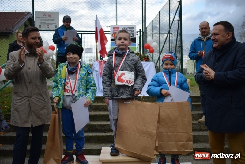 Zdjęcie w galerii na portalu naszraciborz.pl: Świąteczne bieganie w Kuźni, czyli Bieg Niepodległości wiadomości z regionu
