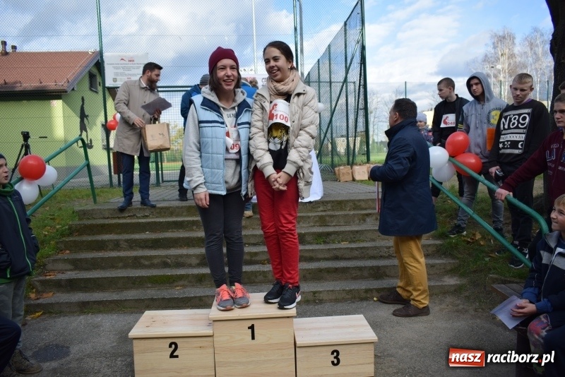 Zdjęcie w galerii na portalu naszraciborz.pl: Świąteczne bieganie w Kuźni, czyli Bieg Niepodległości wiadomości z regionu