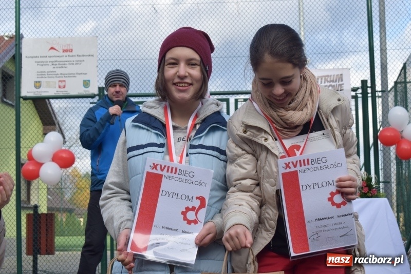 Zdjęcie w galerii na portalu naszraciborz.pl: Świąteczne bieganie w Kuźni, czyli Bieg Niepodległości wiadomości z regionu